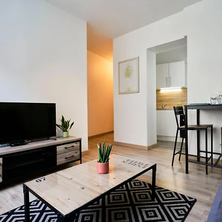 Quiet One-Bedroom Flat Close To The Metro Lille Exterior photo